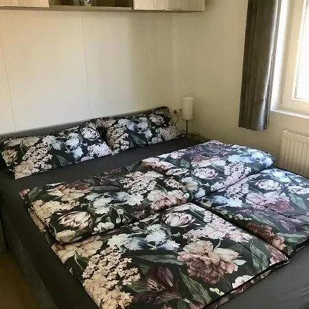 Mobilheim Im Amazonas Camp - Viel Platz Und Komfort *