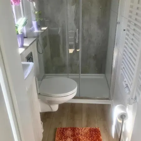 Mobilheim Im Amazonas Camp - Viel Platz Und Komfort Camping *