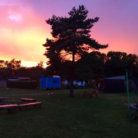 Camping Mobilheim Im Amazonas Camp - Viel Platz Und Komfort *